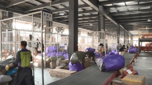 渝北一市级重点物流仓储基地投用